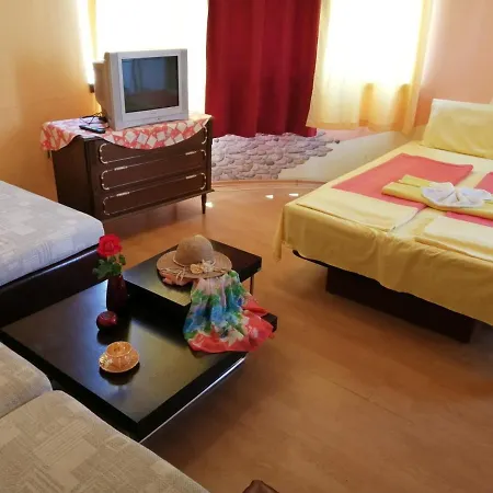 Vacation House Romantic Holiday home Pomorie